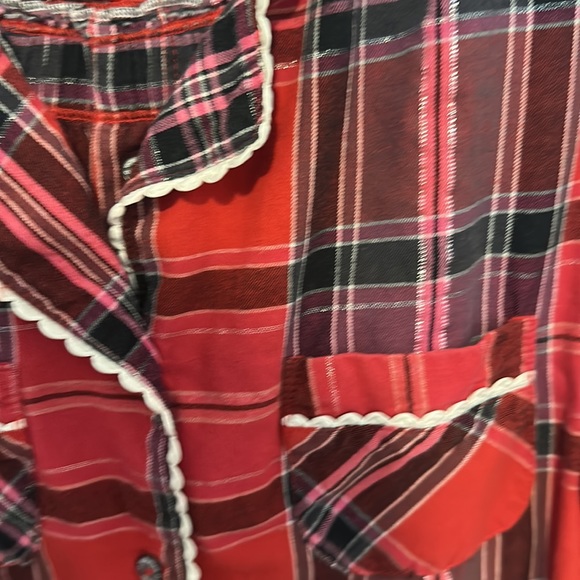 Victoria’s Secret Holiday Edition Flannel Pajama Set - Picture 4 of 10
